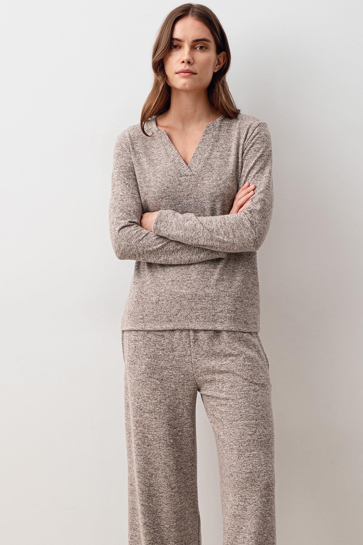 Uzun Kollu Yumuşak Dokulu Esnek Viskoz Pijama Takım 20209